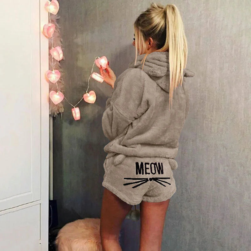 Women’s Cat Cartoon Warm Pajama Set – Cozy Sleepwear & Homewear