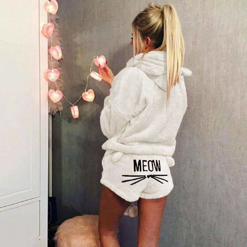 Women’s Cat Cartoon Warm Pajama Set – Cozy Sleepwear & Homewear