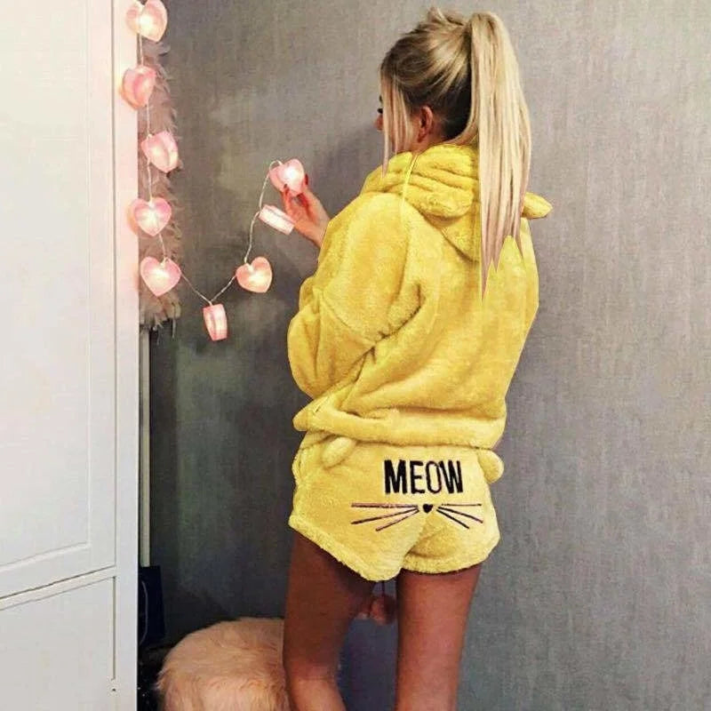Women’s Cat Cartoon Warm Pajama Set – Cozy Sleepwear & Homewear