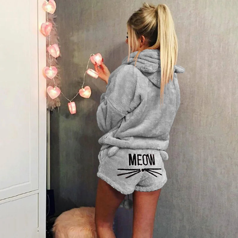 Women’s Cat Cartoon Warm Pajama Set – Cozy Sleepwear & Homewear