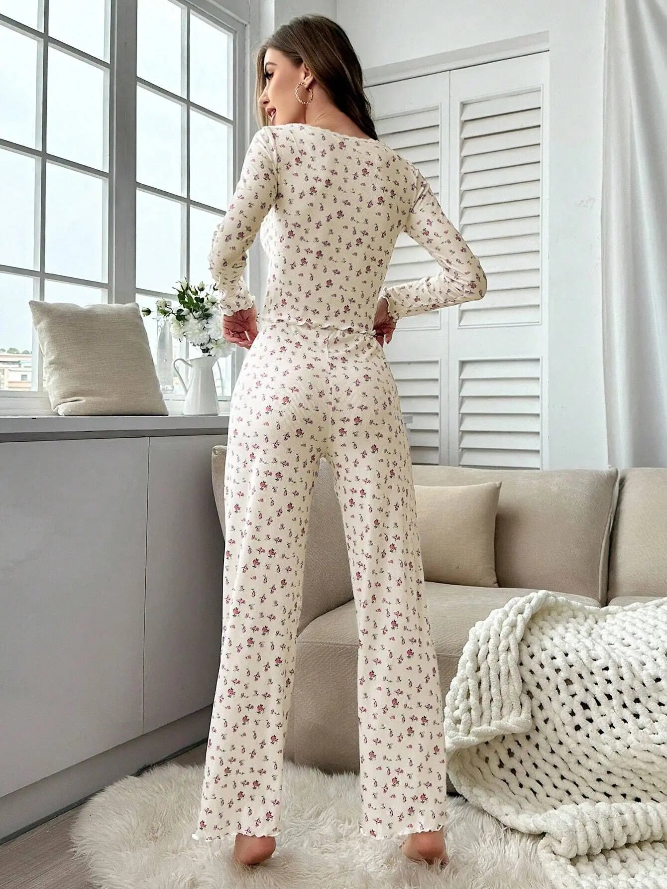 Women’s Floral Pajama Set – Long Sleeve Top & Pants Cozy Loungewear