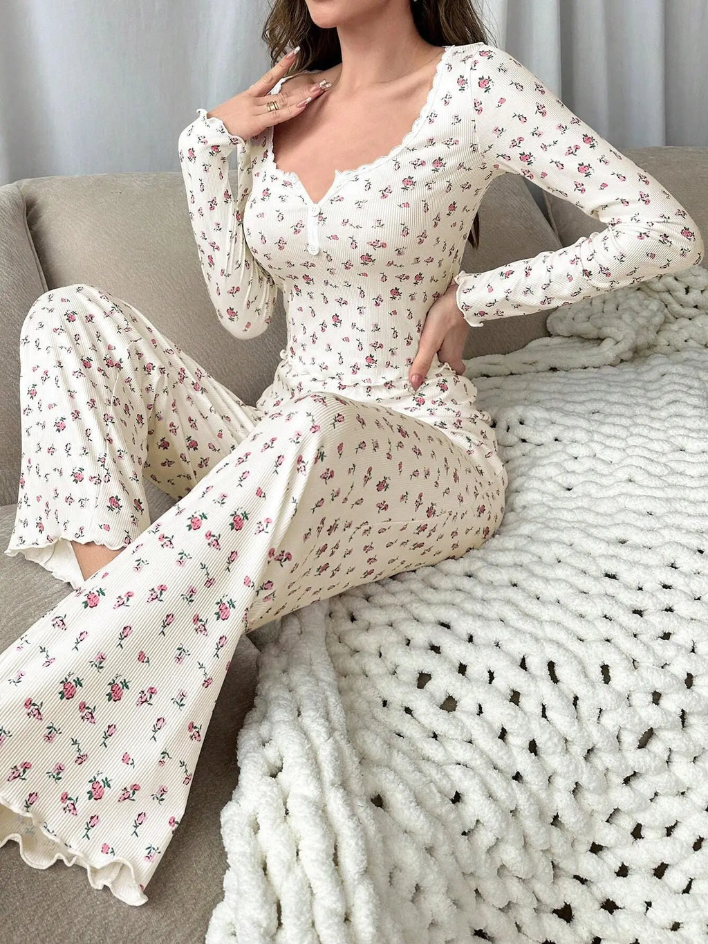 Women’s Floral Pajama Set – Long Sleeve Top & Pants Cozy Loungewear